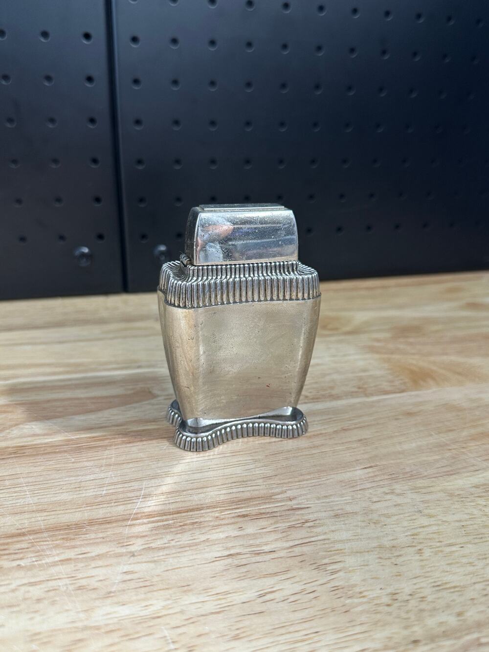 Vintage ZIPPO Lady Bradford Table Ligther Striker needs repair